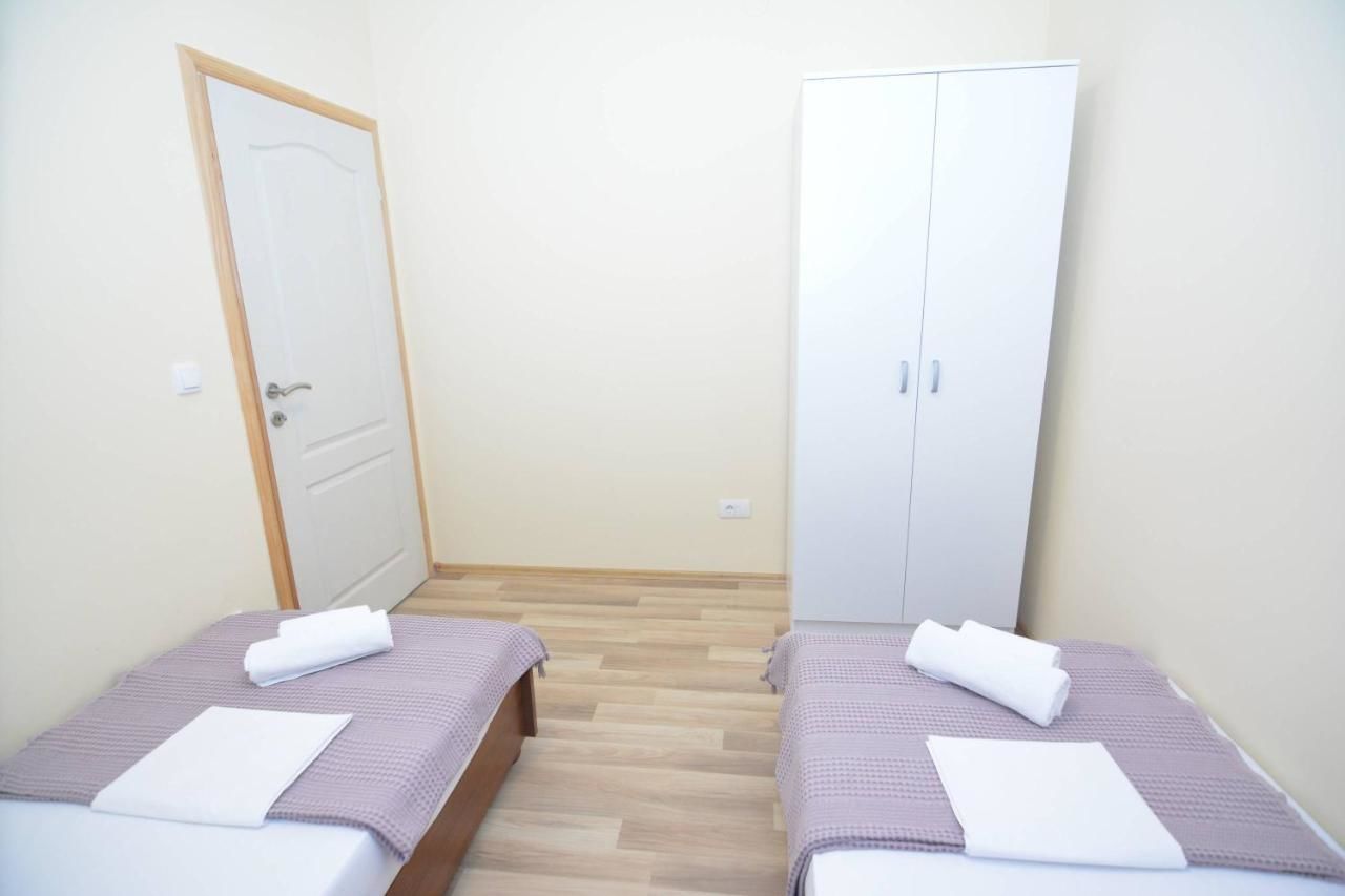 Апартаменты Apartments Crnogorac Тиват