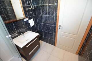 Апартаменты Apartments Crnogorac Тиват Апартаменты с 2 спальнями-29