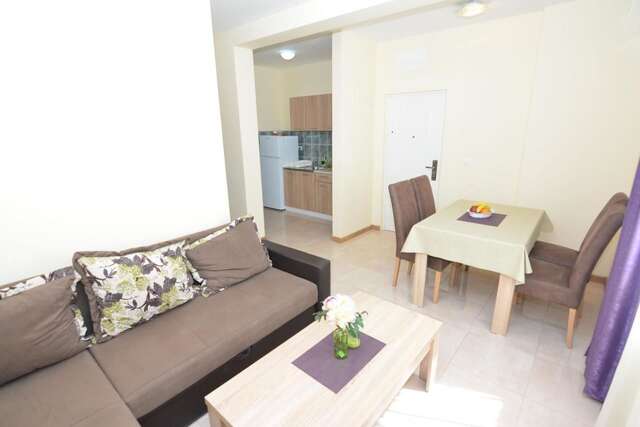 Апартаменты Apartments Crnogorac Тиват-11